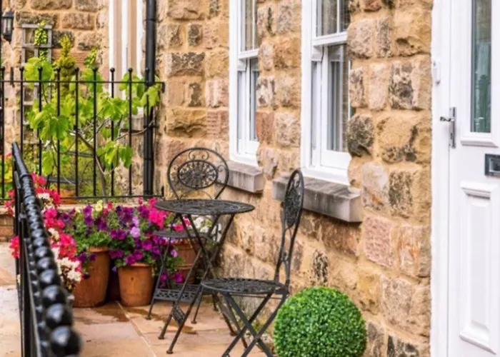 Cosy Central Cottage In Harrogate